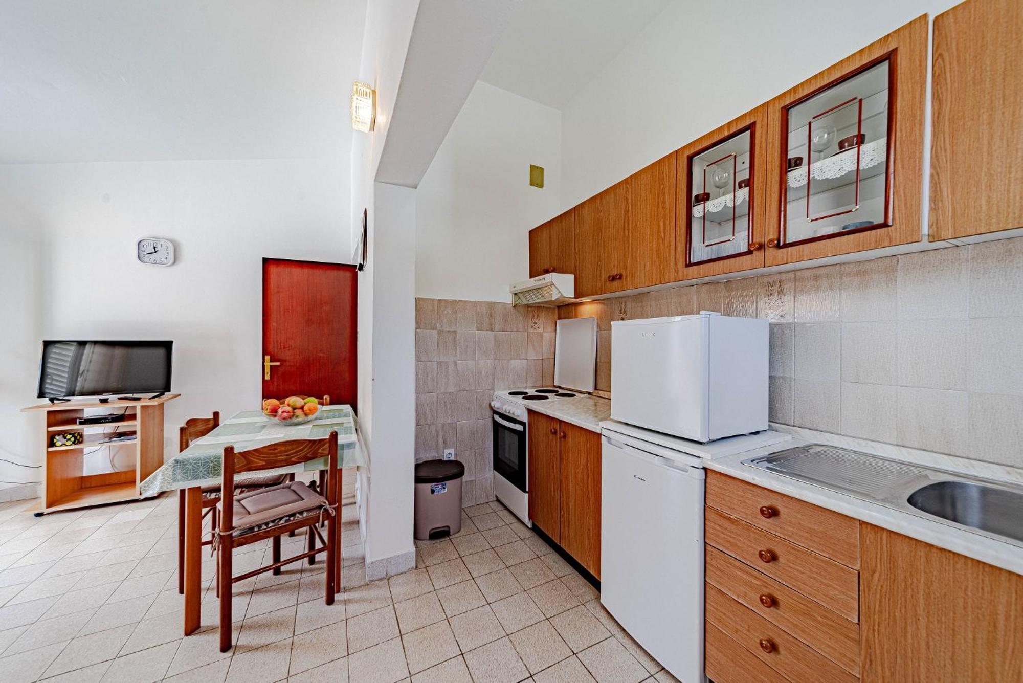 Apartments Kuzma Смоквица Экстерьер фото