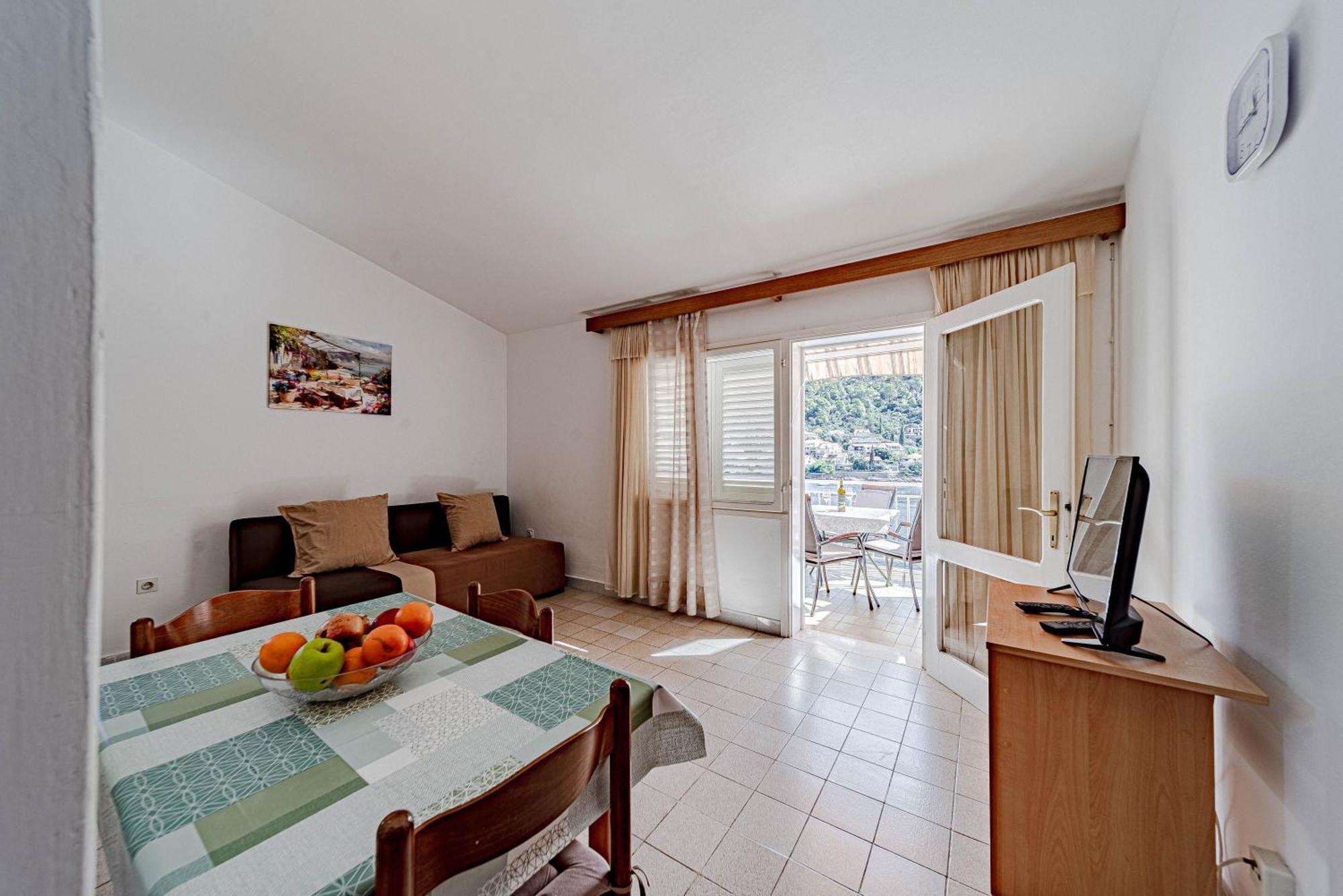Apartments Kuzma Смоквица Экстерьер фото