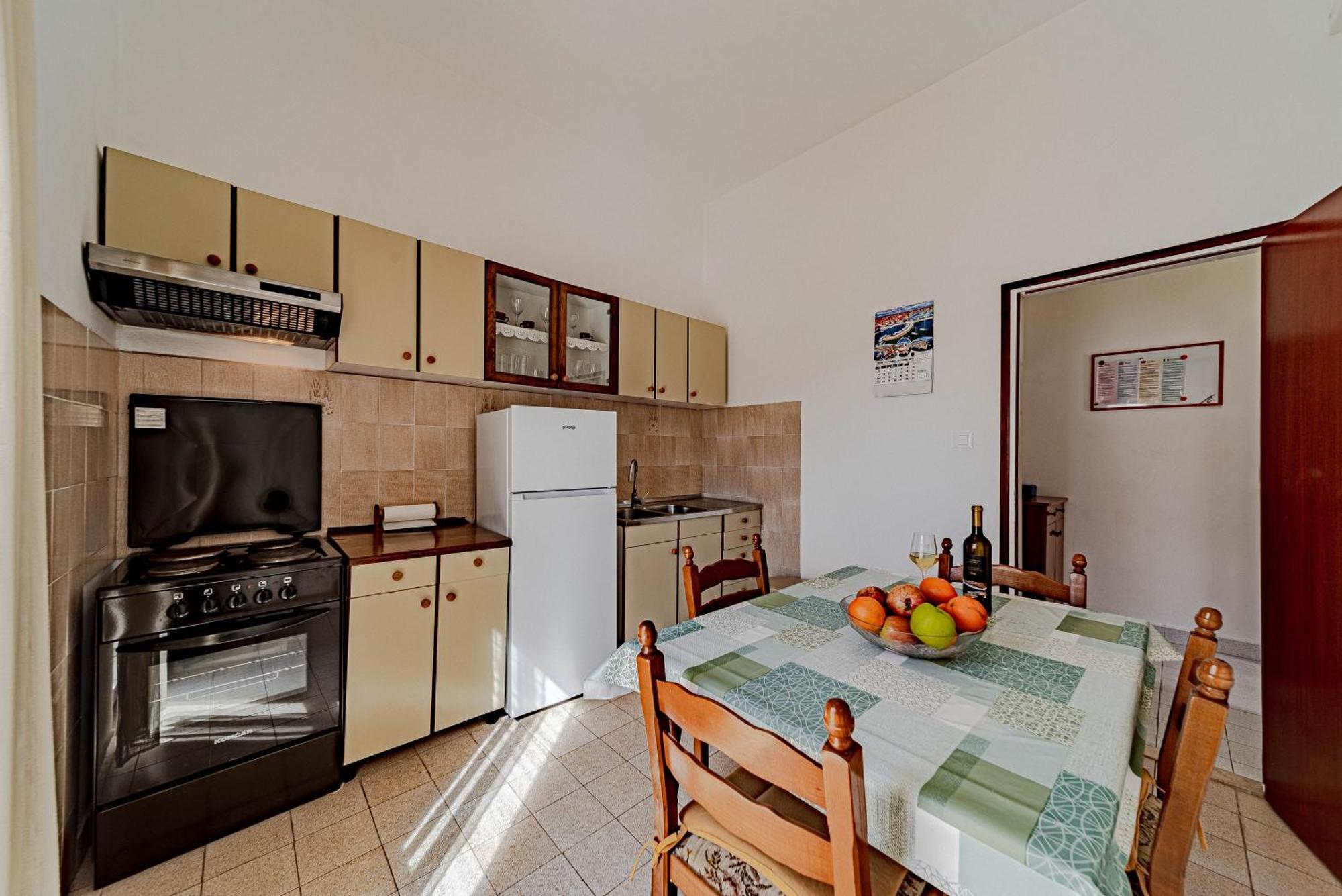 Apartments Kuzma Смоквица Экстерьер фото