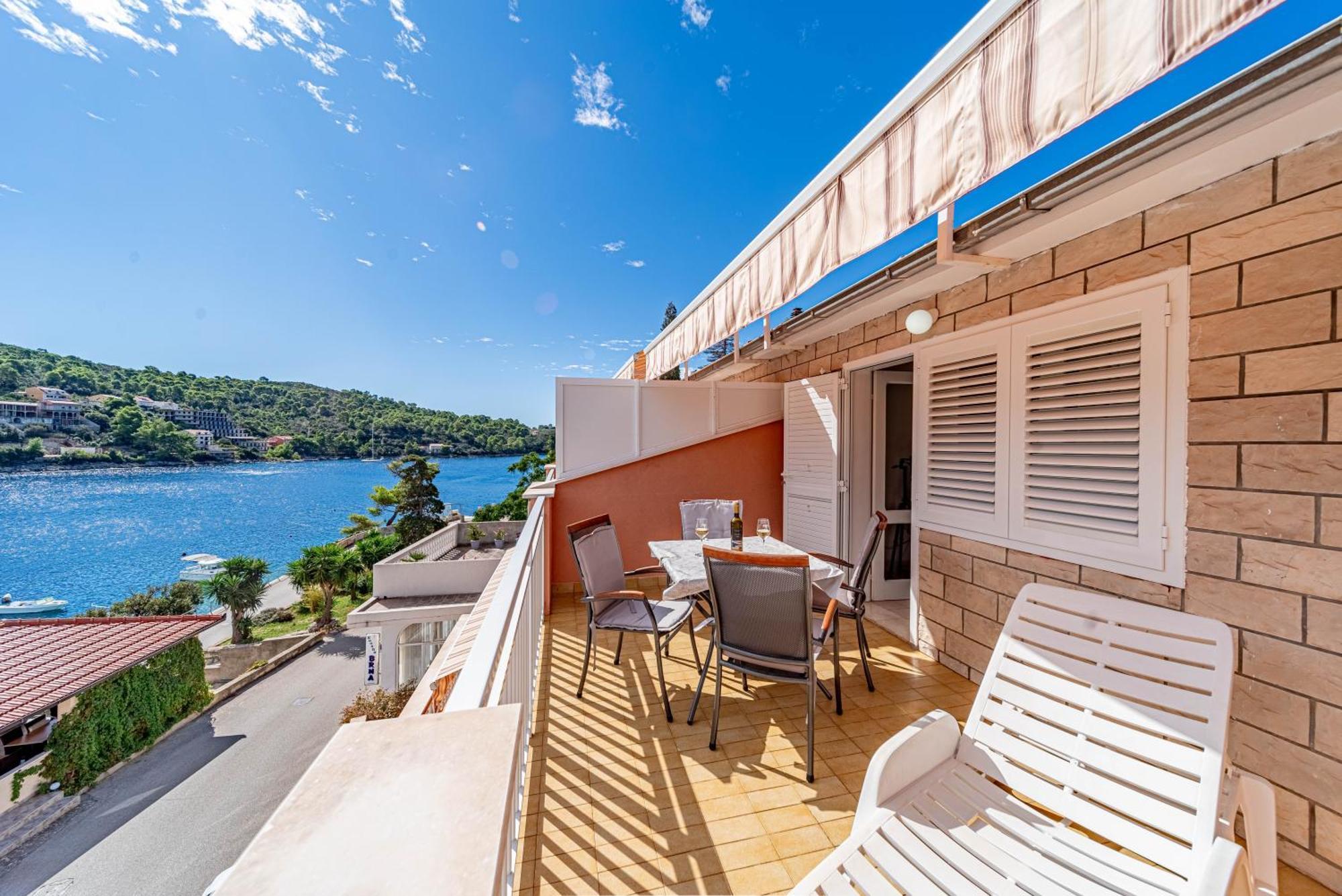 Apartments Kuzma Смоквица Экстерьер фото