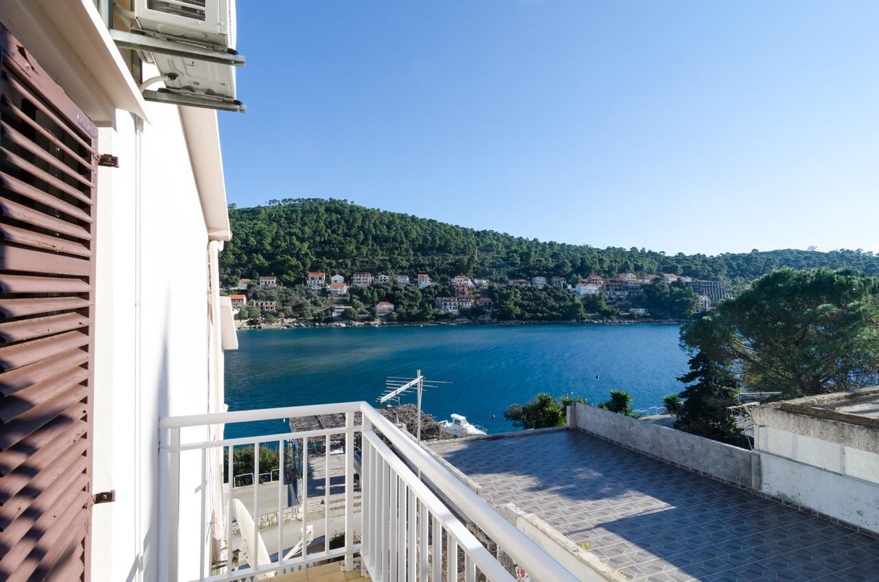 Apartments Kuzma Смоквица Экстерьер фото