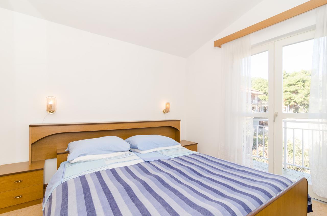 Apartments Kuzma Смоквица Экстерьер фото