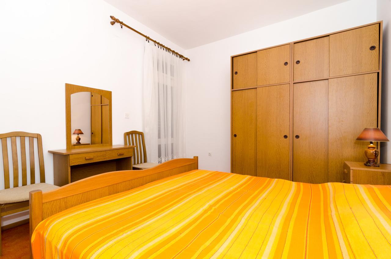 Apartments Kuzma Смоквица Экстерьер фото